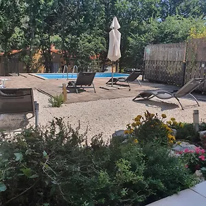 Dee's House And Pool Labin (Istria)